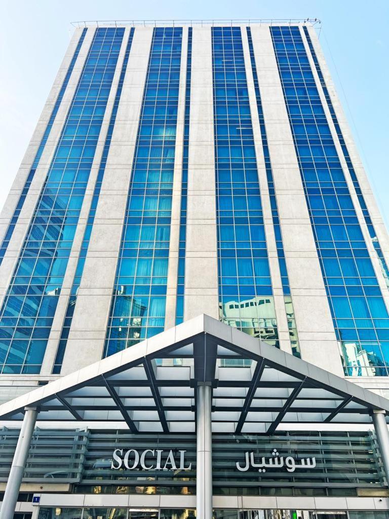 Social Hotel Дубай Екстериор снимка