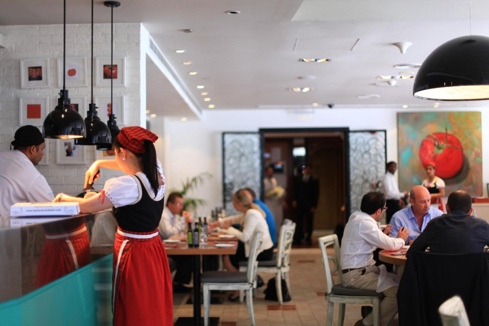 Social Hotel Дубай Ресторант снимка