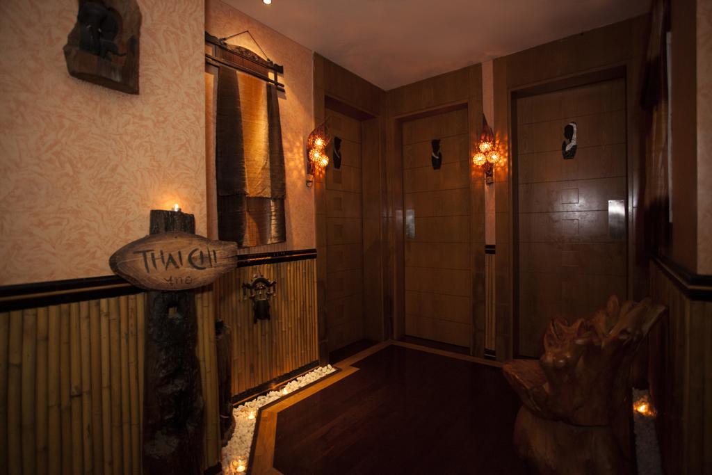 Social Hotel Дубай Екстериор снимка