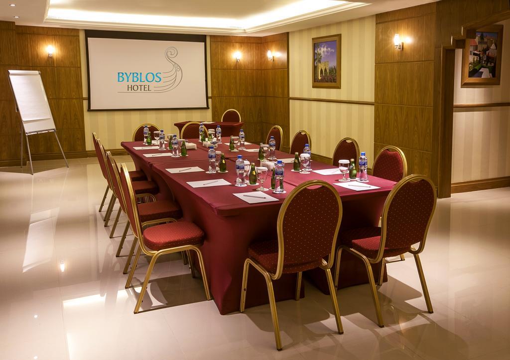 Social Hotel Дубай Екстериор снимка